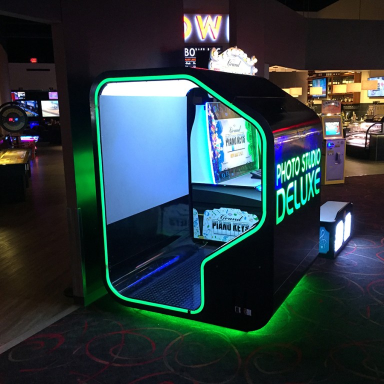 Pinstack Gets First Photo Studio Deluxe