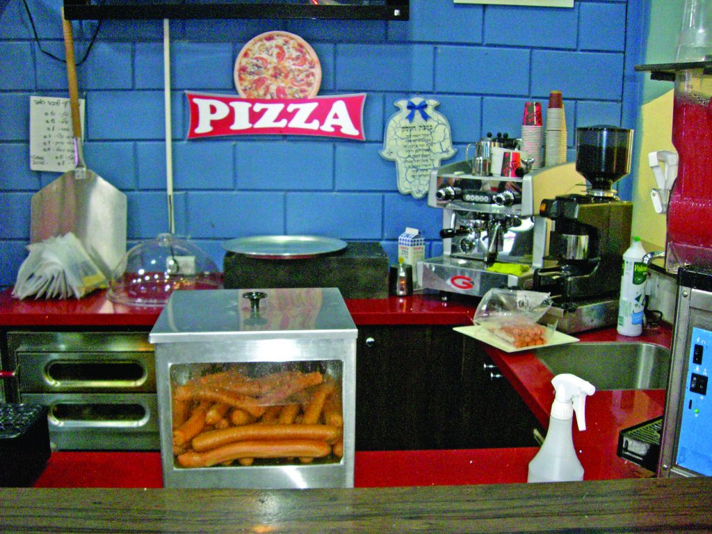 An example of a small-space kitchen. 