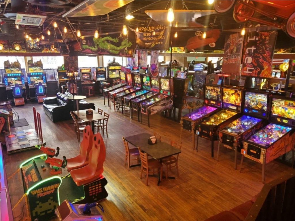Games at Flippers Family Arcade