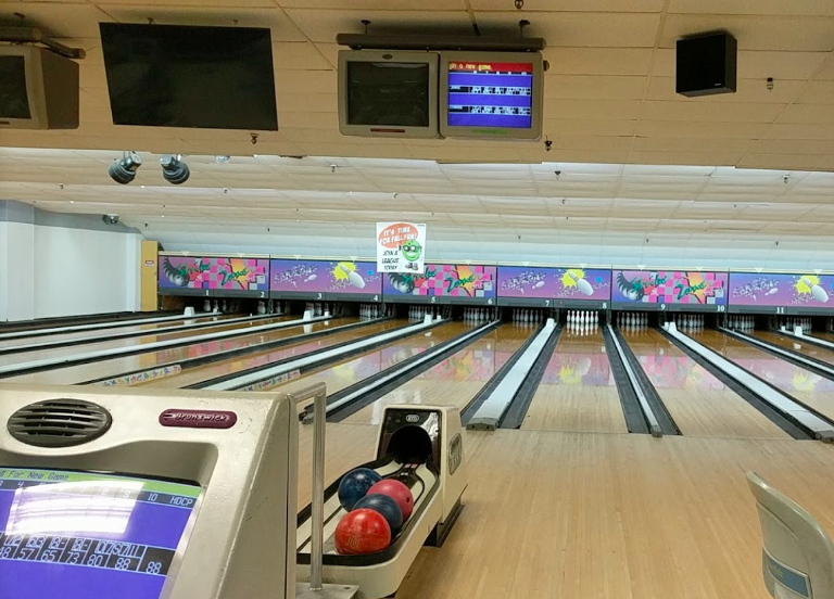 Reese Bowling Centers Buys Warren Lanes