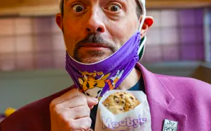 Director Kevin Smith to Have Pop-Up at Arcade Bar in June
