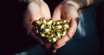 Golden Eggs - Unsplash - Gameroom Guru 0423