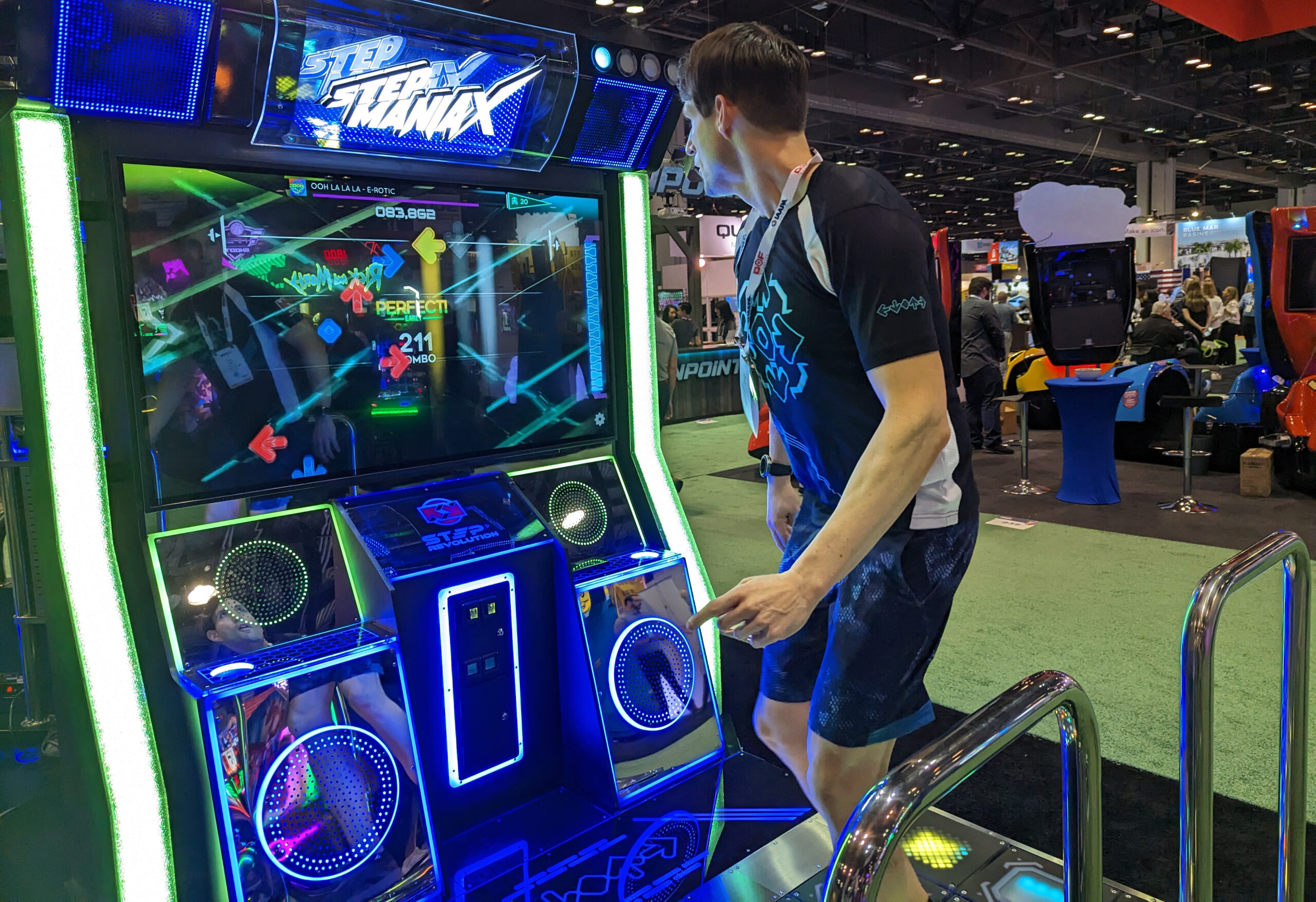 Kyle Ward demos StepManiaX at IAAPA 2022