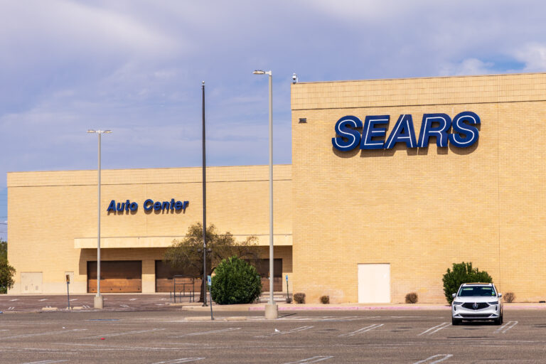 Closed Sears store - Adobe Stock editorial only